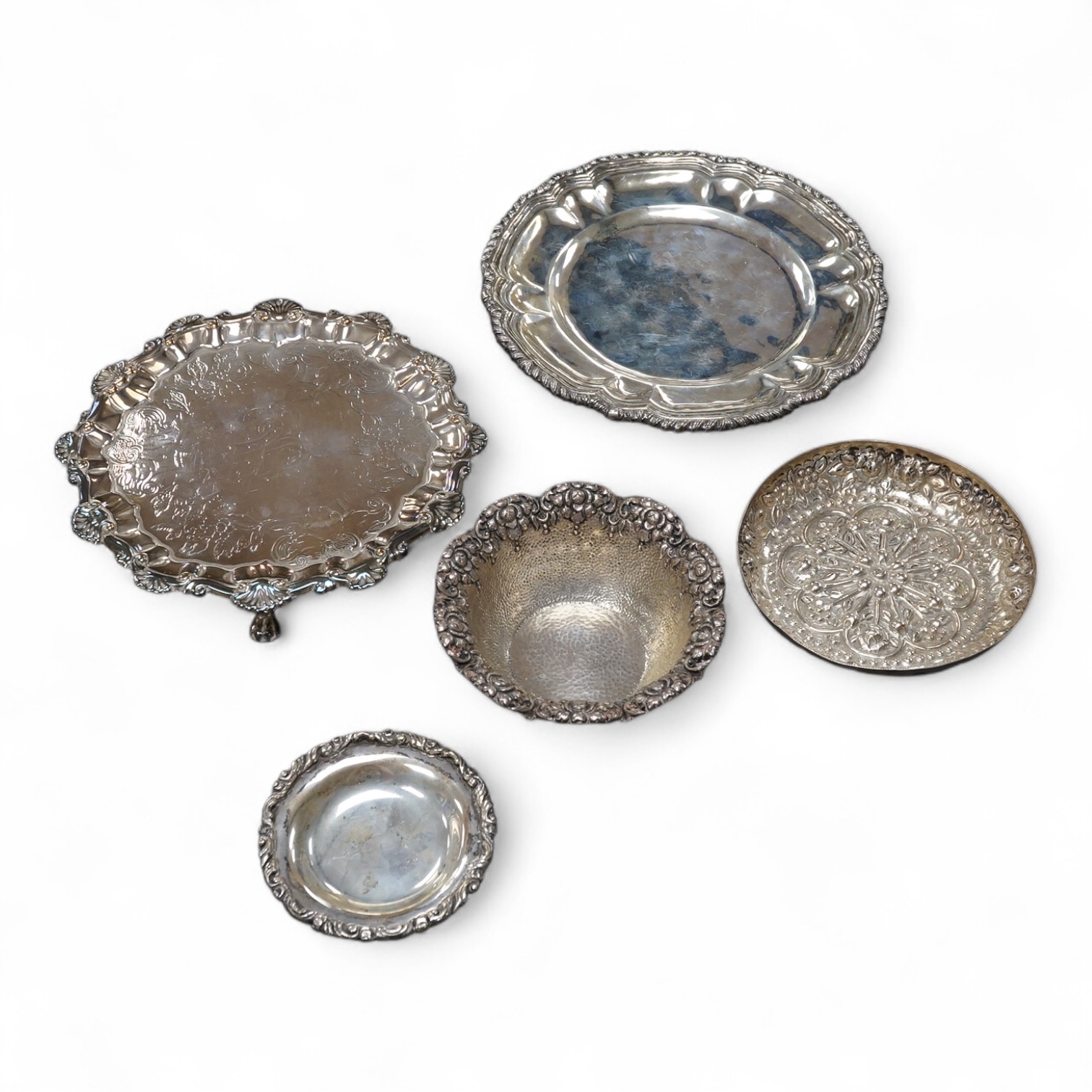 A Mexican sterling plate and small dish, an 800 standard white metal foliate bowl and a white metal dish and similar waiter, gross weight 30.5oz.